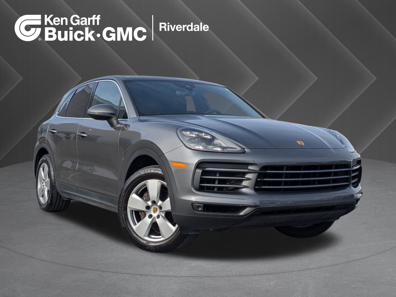 2020 Porsche Cayenne Base's photo