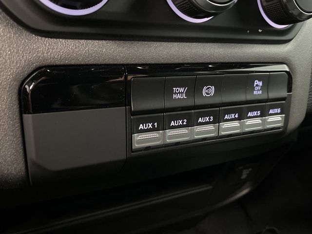 2024 Ram 2500 Tradesman photo 18