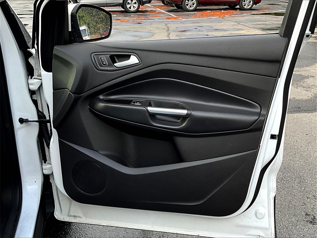 2019 Ford Escape SE photo 12