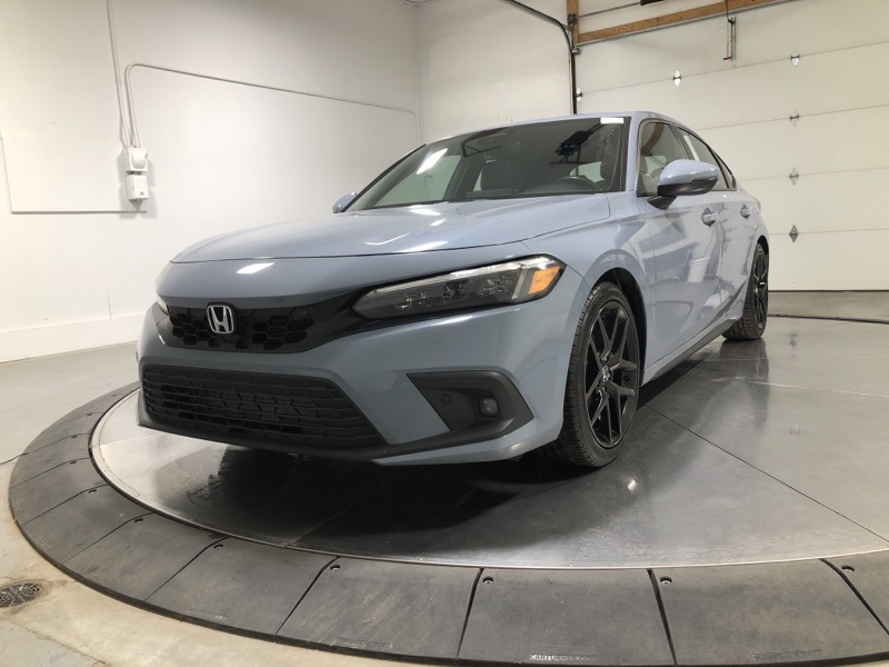 2022 Honda Civic Hatchback Sport Touring photo 3