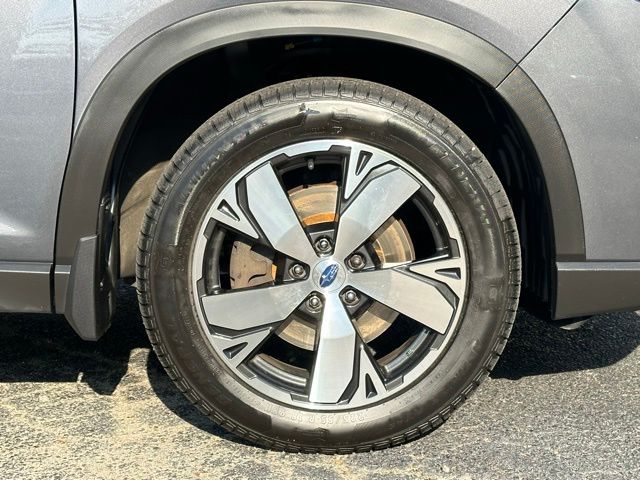 2020 Subaru Forester Touring photo 10