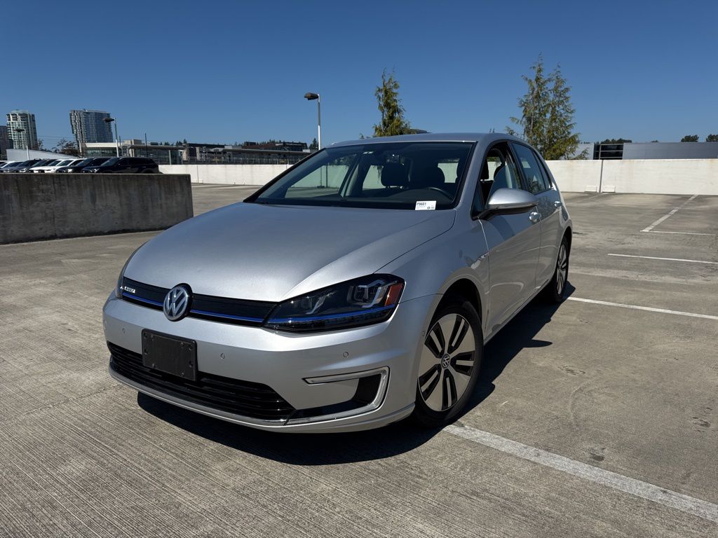 Used 2016 Volkswagen e-Golf e-Golf SEL Premium with VIN WVWPP7AU8GW913777 for sale in Bellevue, WA