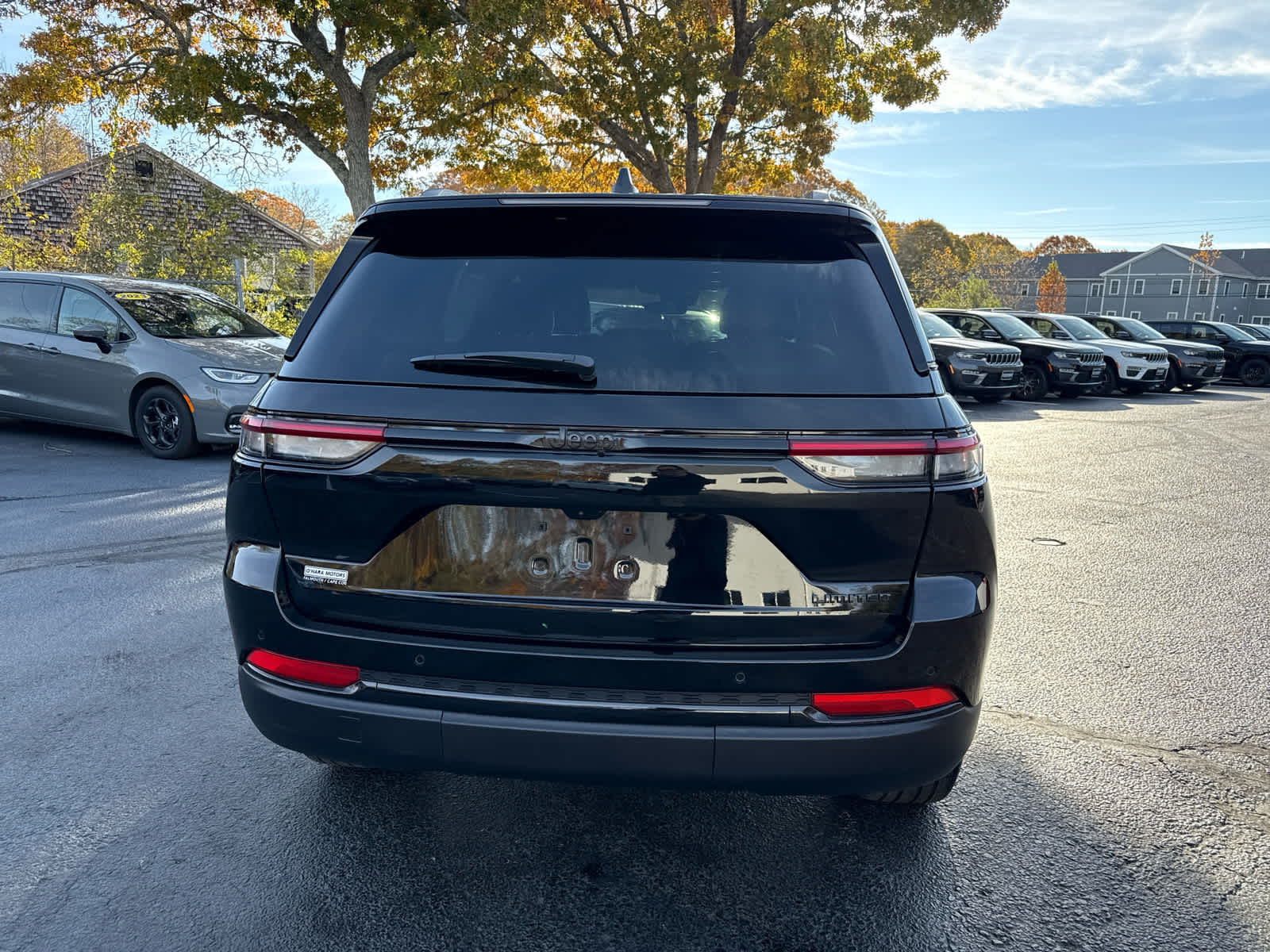 2025 Jeep Grand Cherokee Limited photo 4