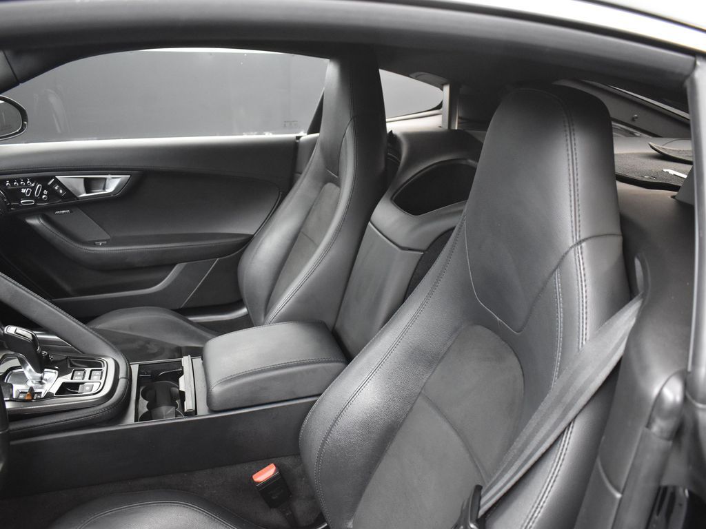 2016 Jaguar F-TYPE S photo 9