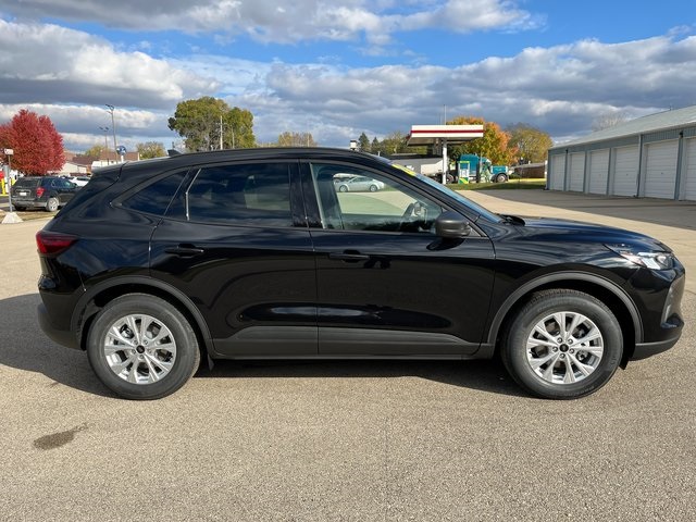 2026 Ford Escape Active photo 4