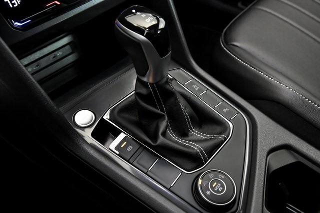 2024 Volkswagen Tiguan SE R-Line Black photo 19