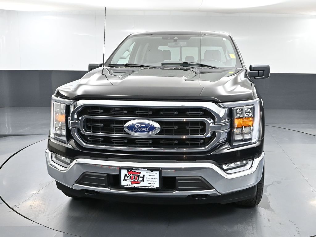 2022 Ford F-150 XLT photo 9