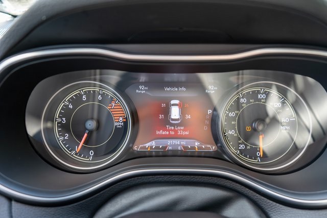 2022 Jeep Cherokee Limited photo 12