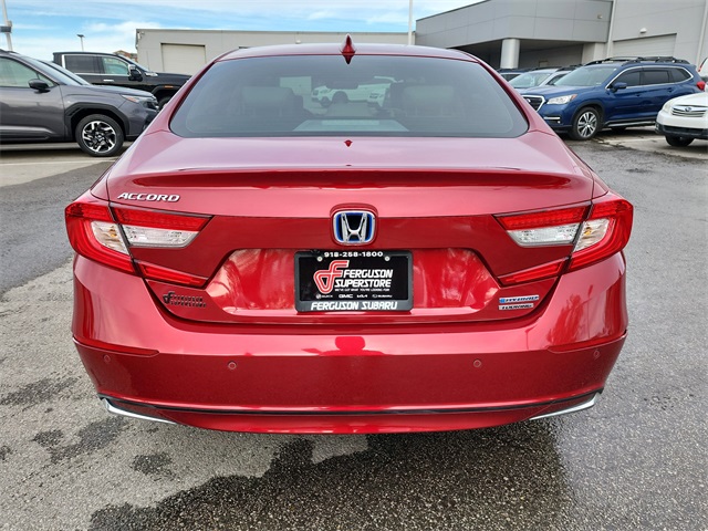 2022 Honda Accord Hybrid Touring photo 3