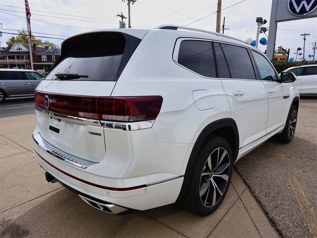 2026 Volkswagen Atlas SEL Premium R-Line photo 4