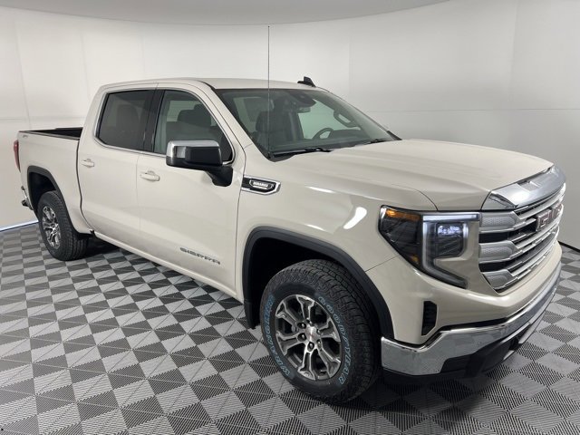 2026 GMC Sierra 1500 SLE's photo