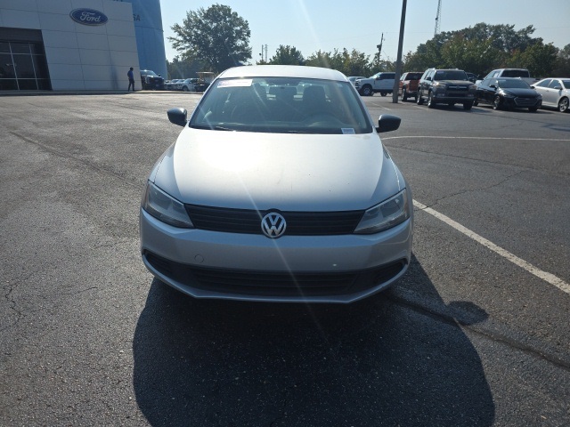 2012 Volkswagen Jetta 2.0 Base photo 8