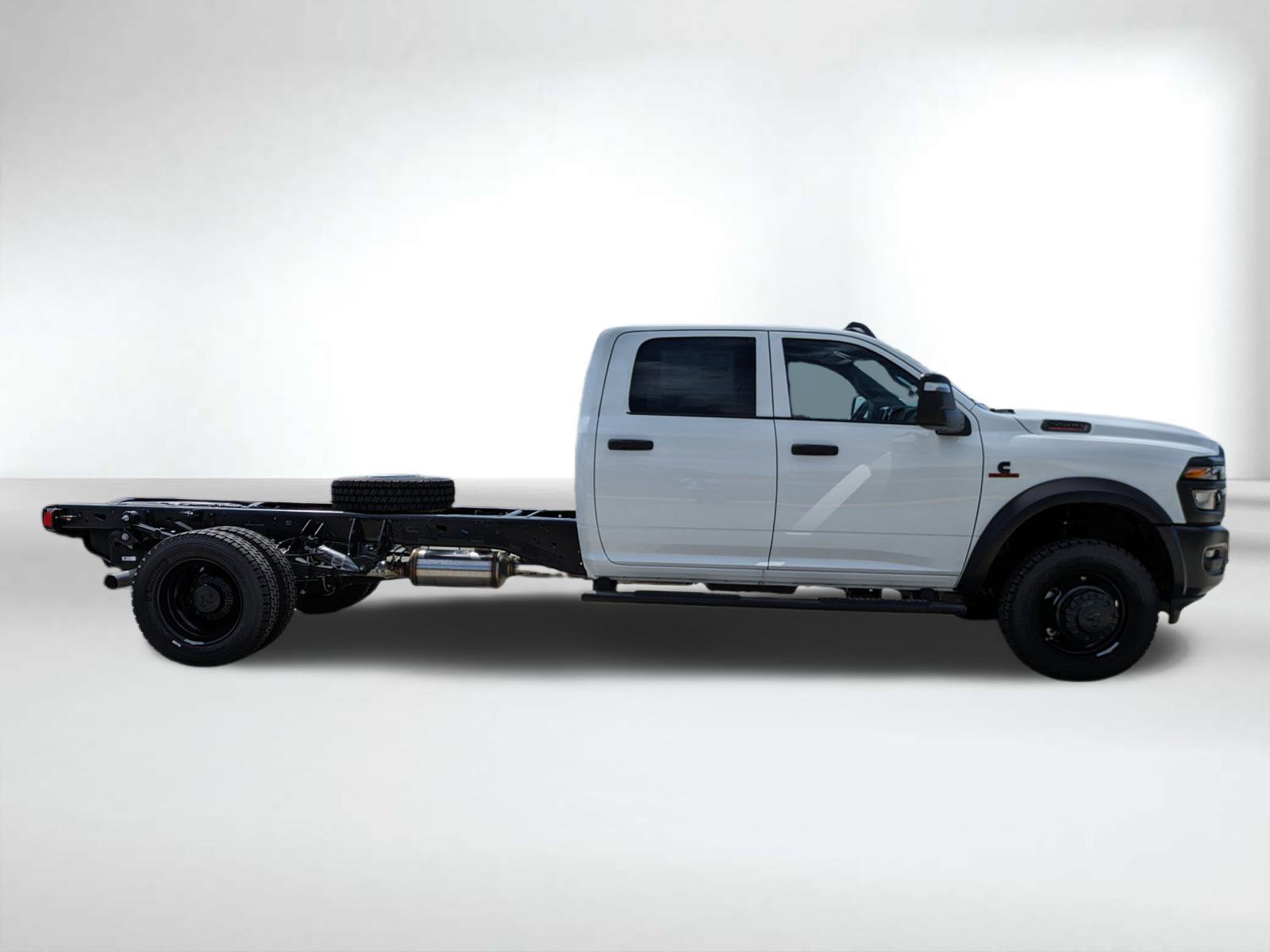 2026 Ram 5500 photo 2