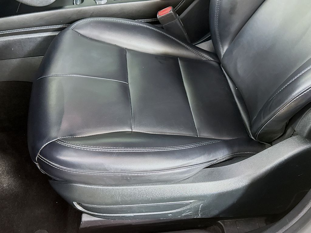 2021 Lincoln Corsair Standard photo 22