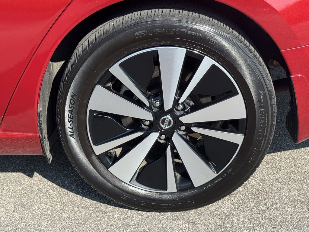 2022 Nissan Altima 2.5 SV photo 8