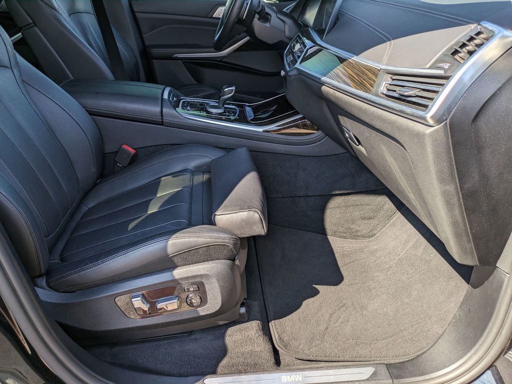 2020 Bmw X7 xDrive40i photo 21