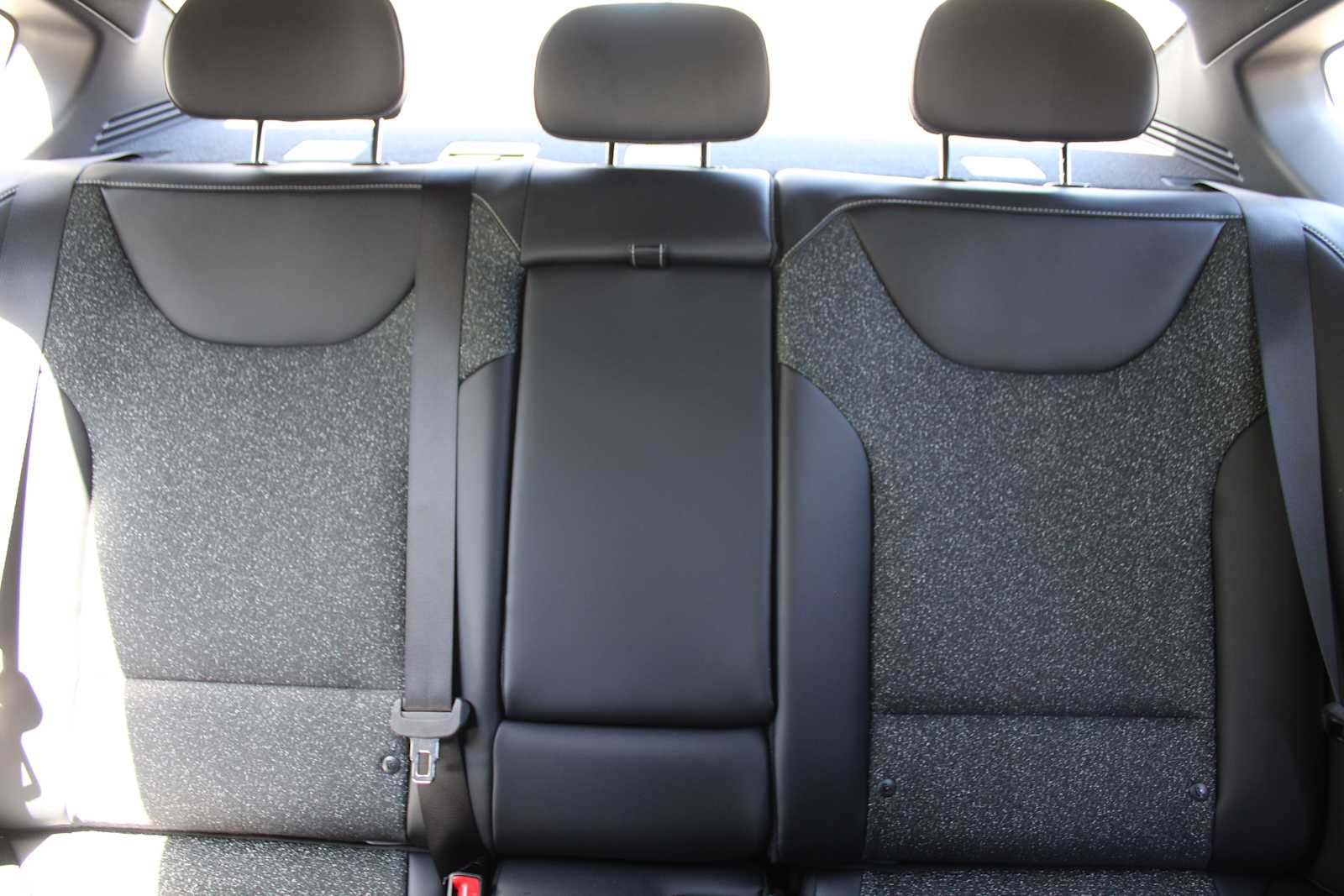 2025 Kia K4 GT-Line photo 41