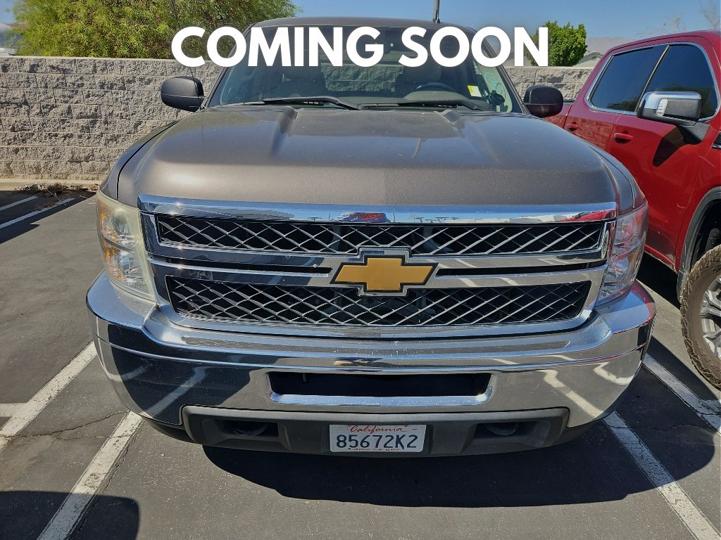 2013 Chevrolet Silverado 2500HD LT photo 2