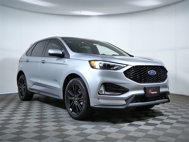 2024 Ford Edge ST-Line's photo