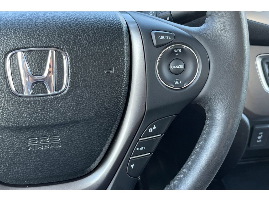 2019 Honda Ridgeline RTL-T photo 34