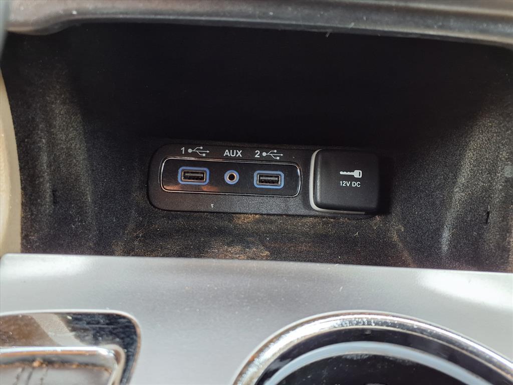 2019 Jeep Grand Cherokee Overland photo 21