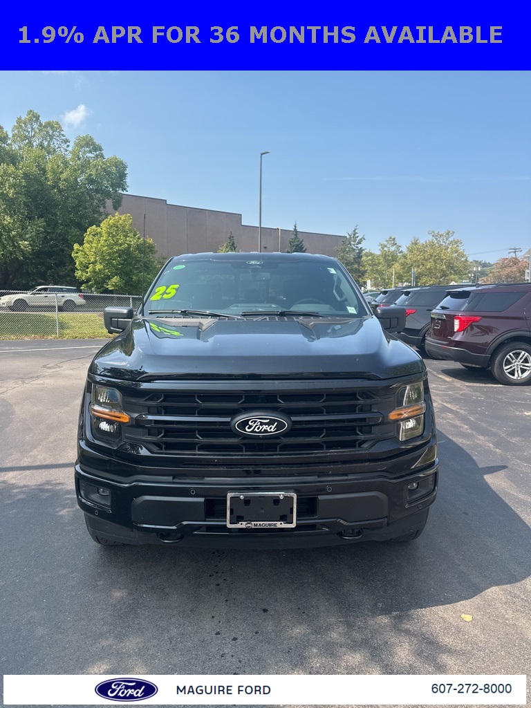 2025 Ford F-150 XLT photo 2