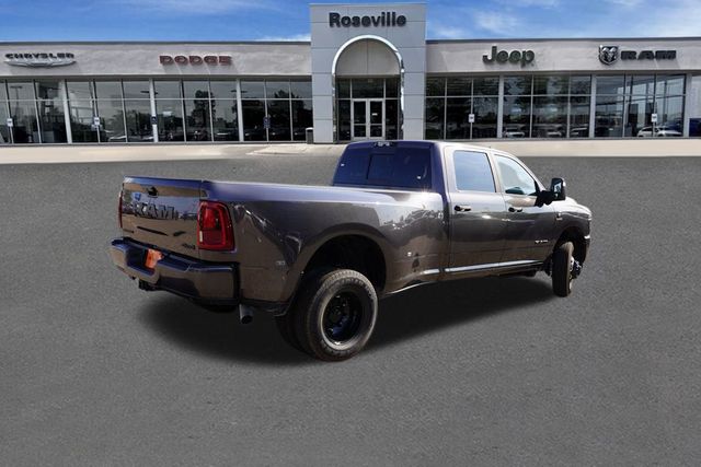 2026 Ram 3500 Big Horn photo 3