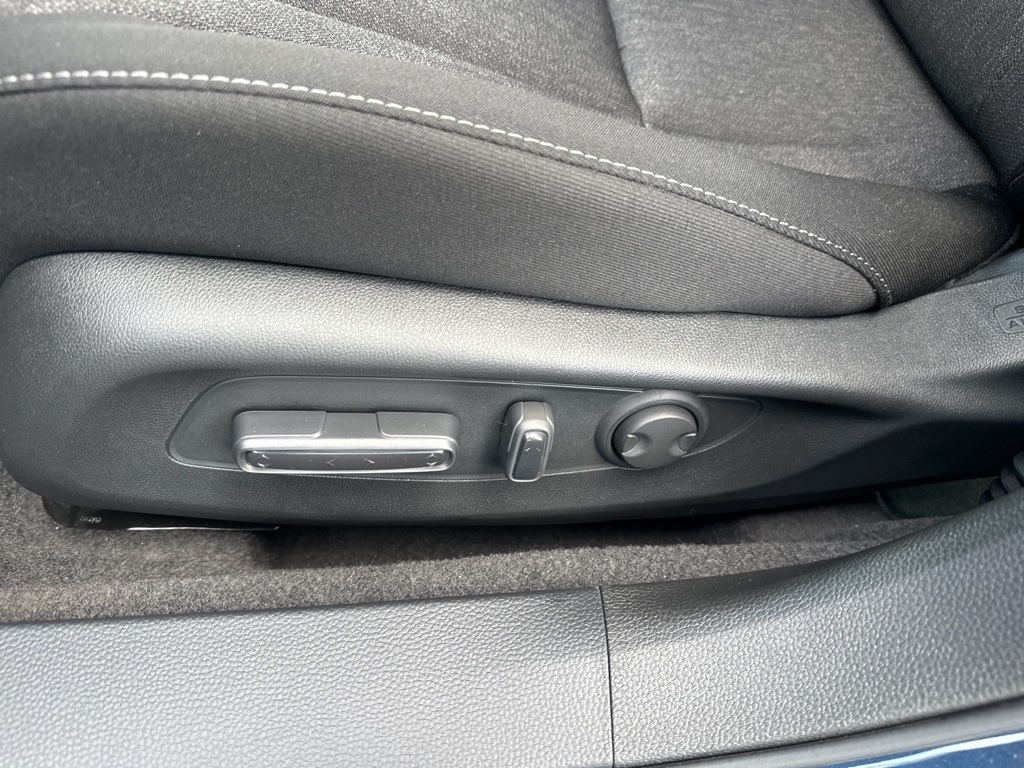 2025 Honda Accord SE photo 23
