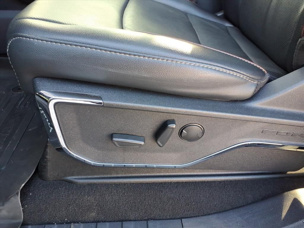 2024 FORD F-250 - Image 10