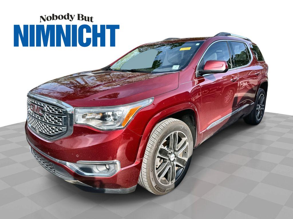 2017 GMC Acadia Denali's photo
