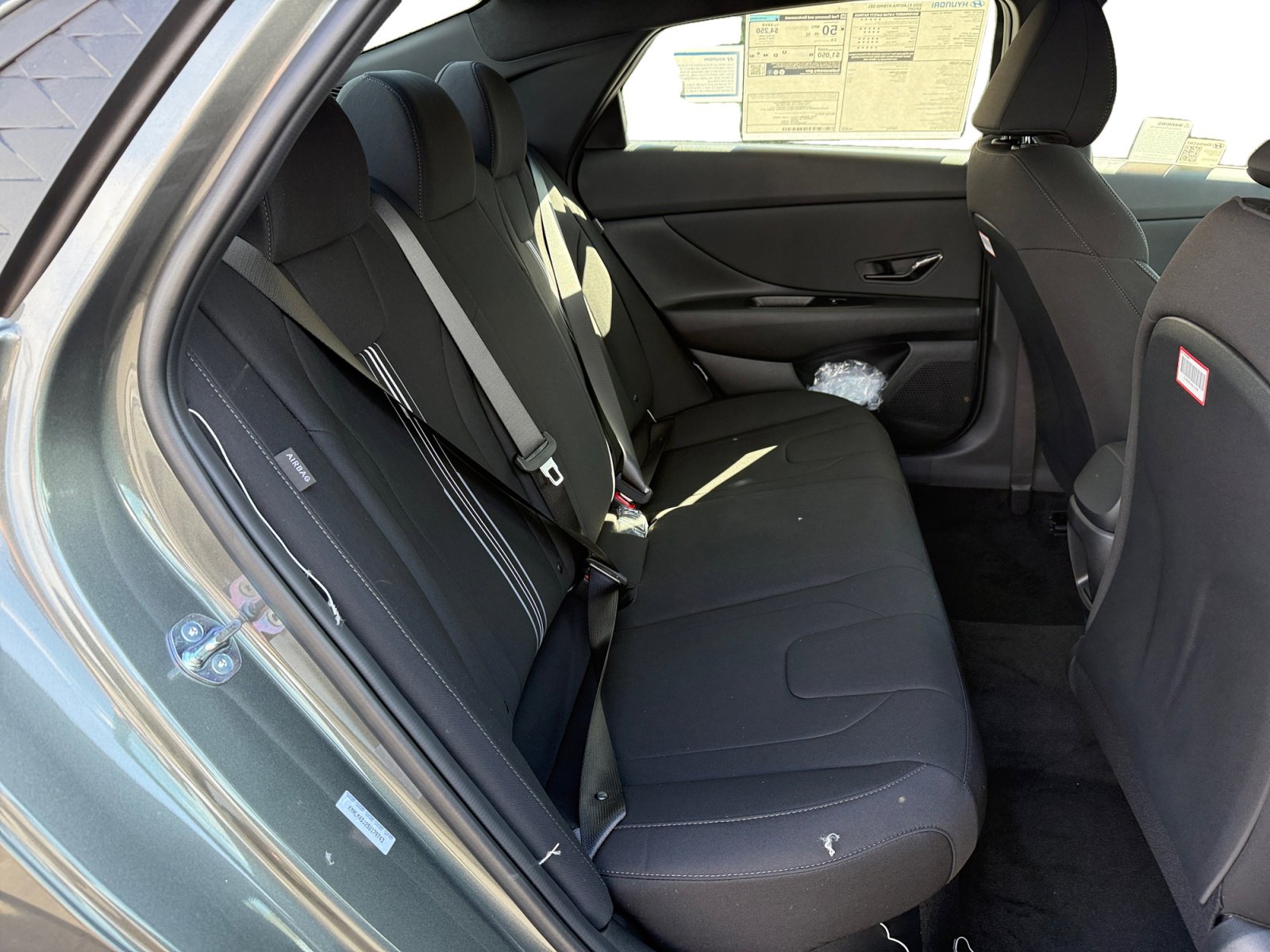 2025 Hyundai Elantra Hybrid SEL Sport photo 17