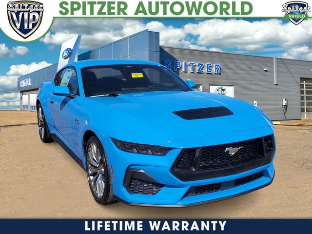 2025 Ford Mustang GT Premium's photo