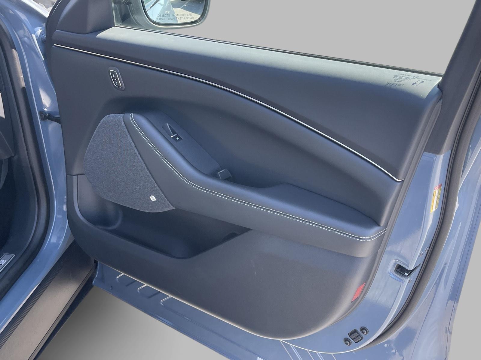 2023 Ford Mustang Mach-E Premium photo 13