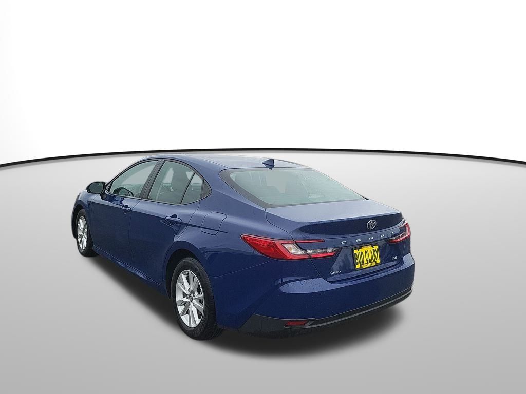 2025 Toyota Camry XSE photo 3