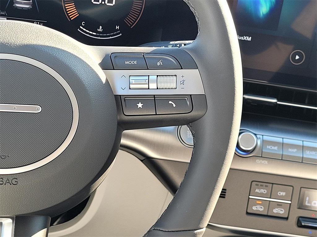 2026 Hyundai Kona SEL photo 22
