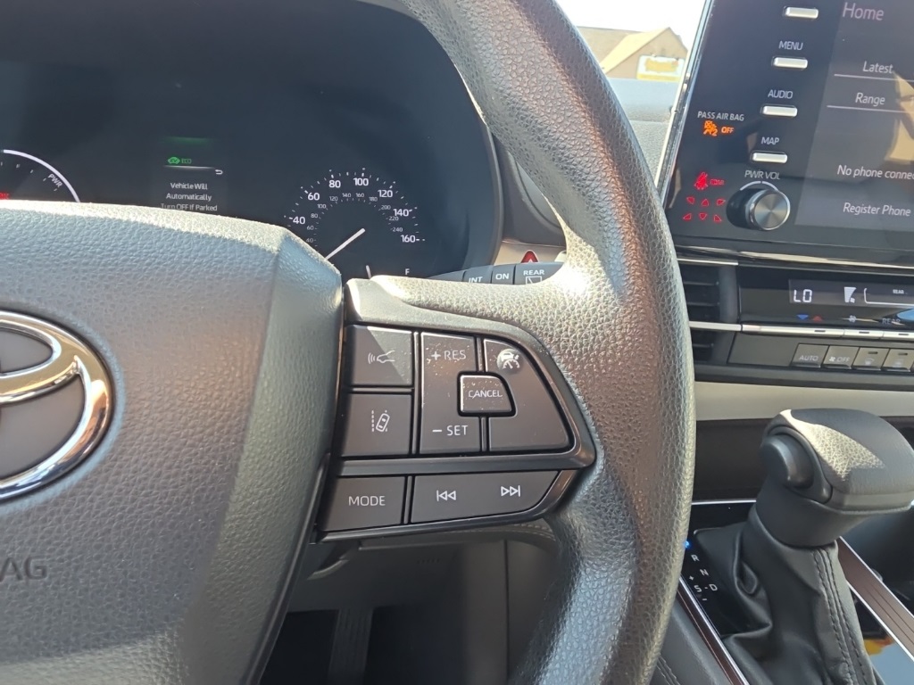 2023 Toyota Sienna LE photo 20
