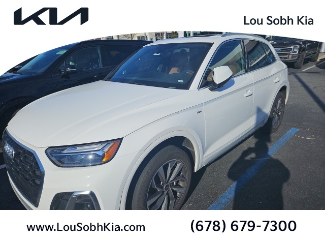 2023 Audi Q5 Premium Plus's photo