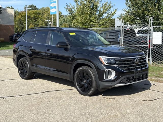 2026 Volkswagen Atlas SE Technology photo 3