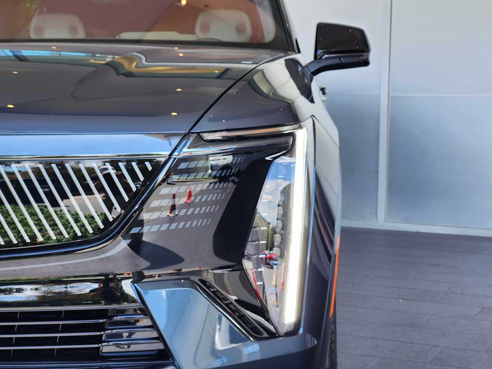 2026 Cadillac Escalade IQ Sport photo 6