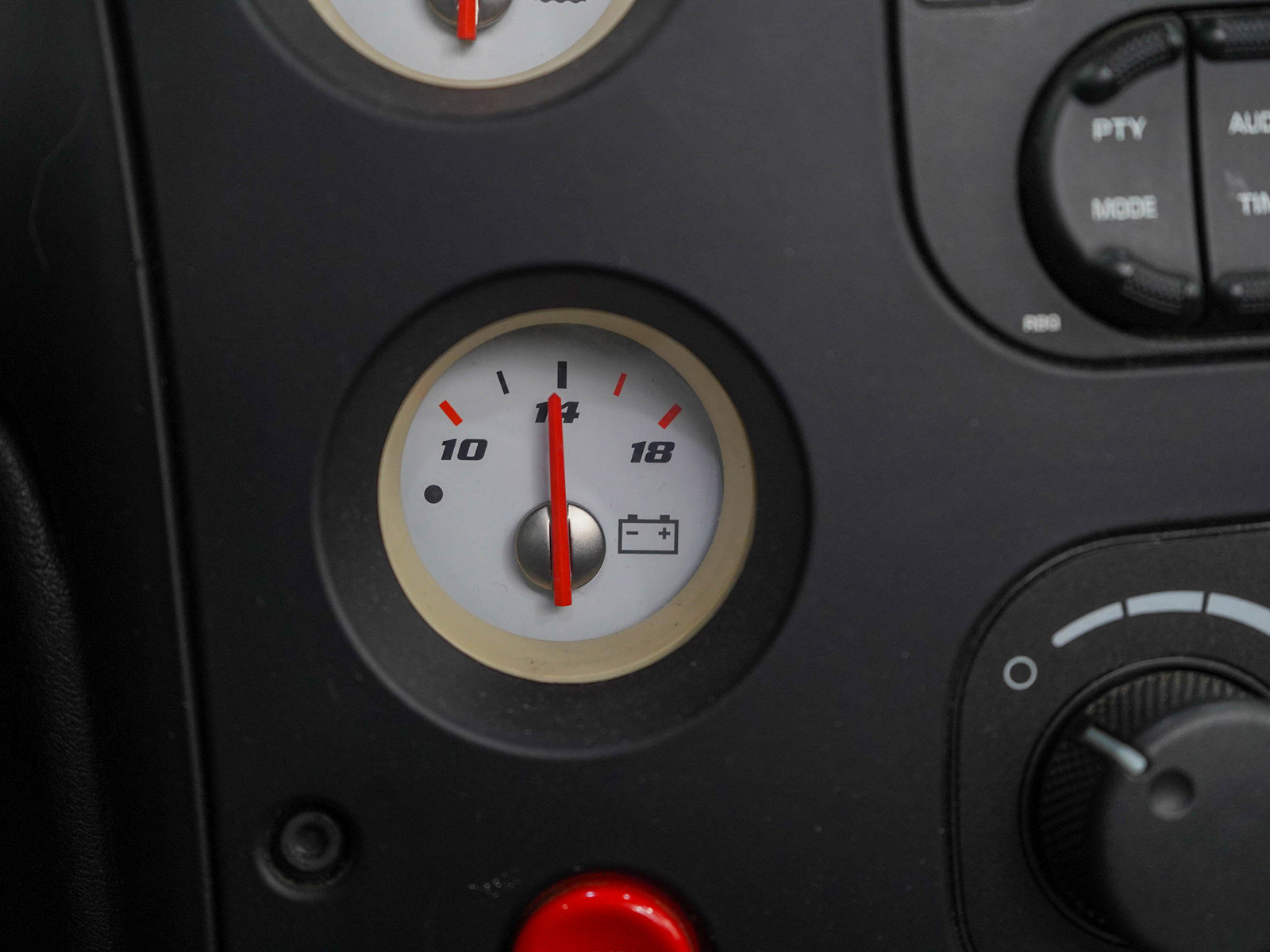 2005 Dodge Viper SRT10 photo 24