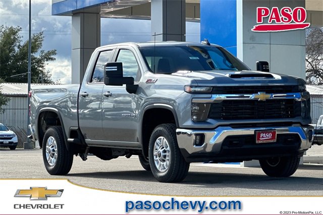 2026 Chevrolet Silverado HD LT's photo