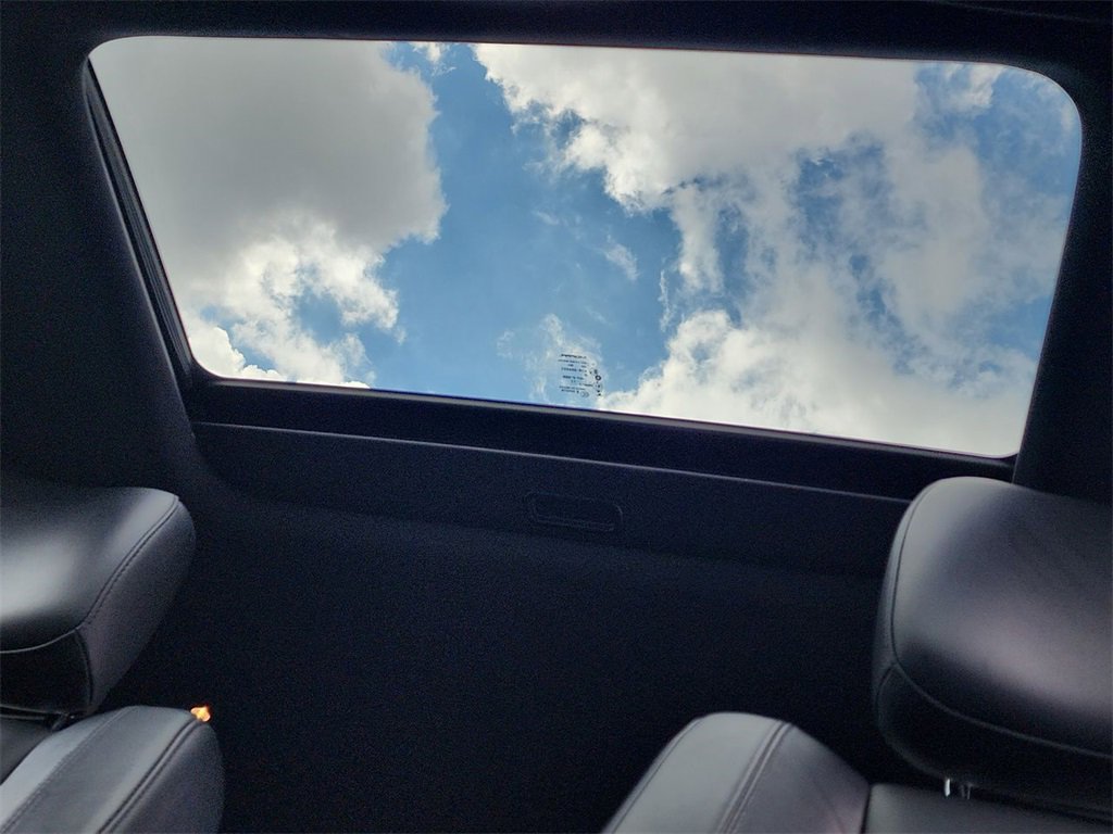 2022 Jeep Cherokee Limited photo 17