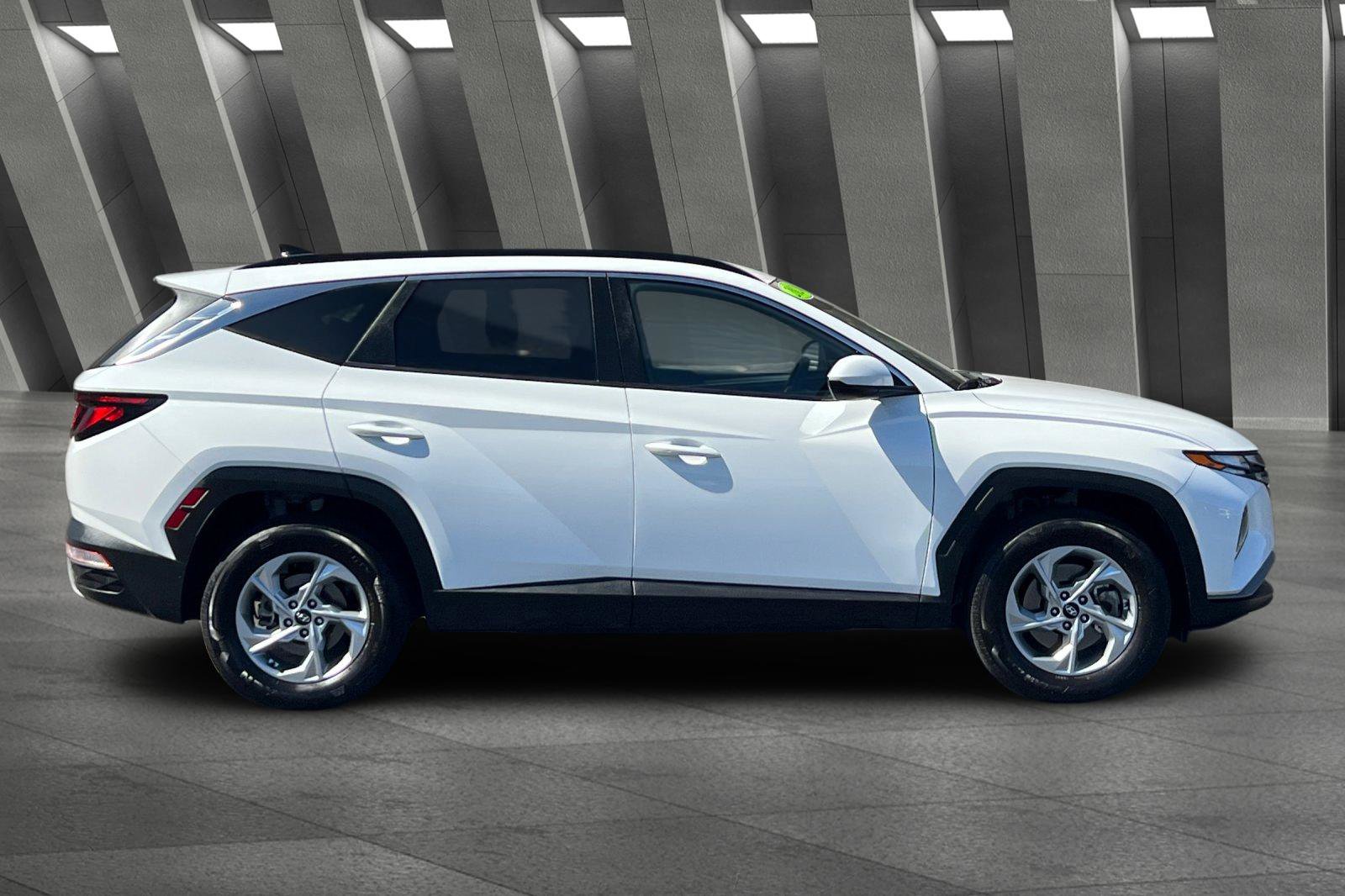 2024 Hyundai Tucson SEL photo 2