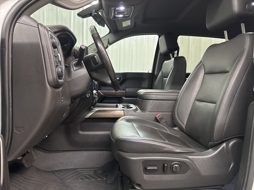 2020 Chevrolet Silverado 1500 RST photo 10