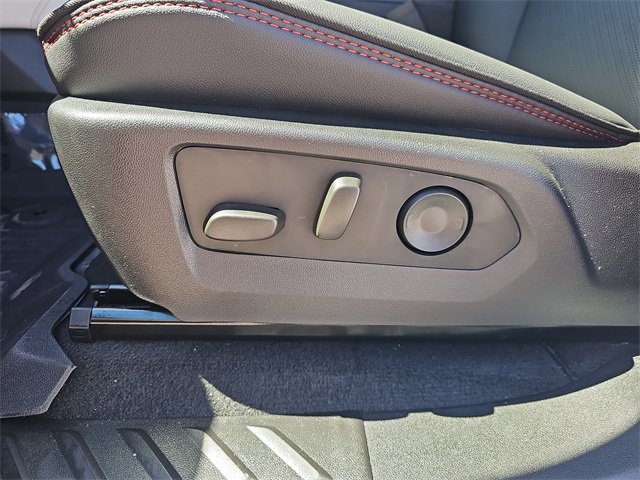2026 Gmc Canyon AT4X photo 13