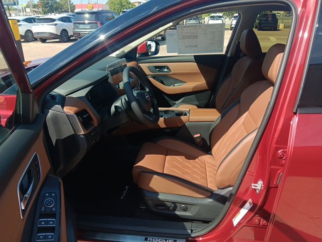 2026 Nissan Rogue Platinum photo 15