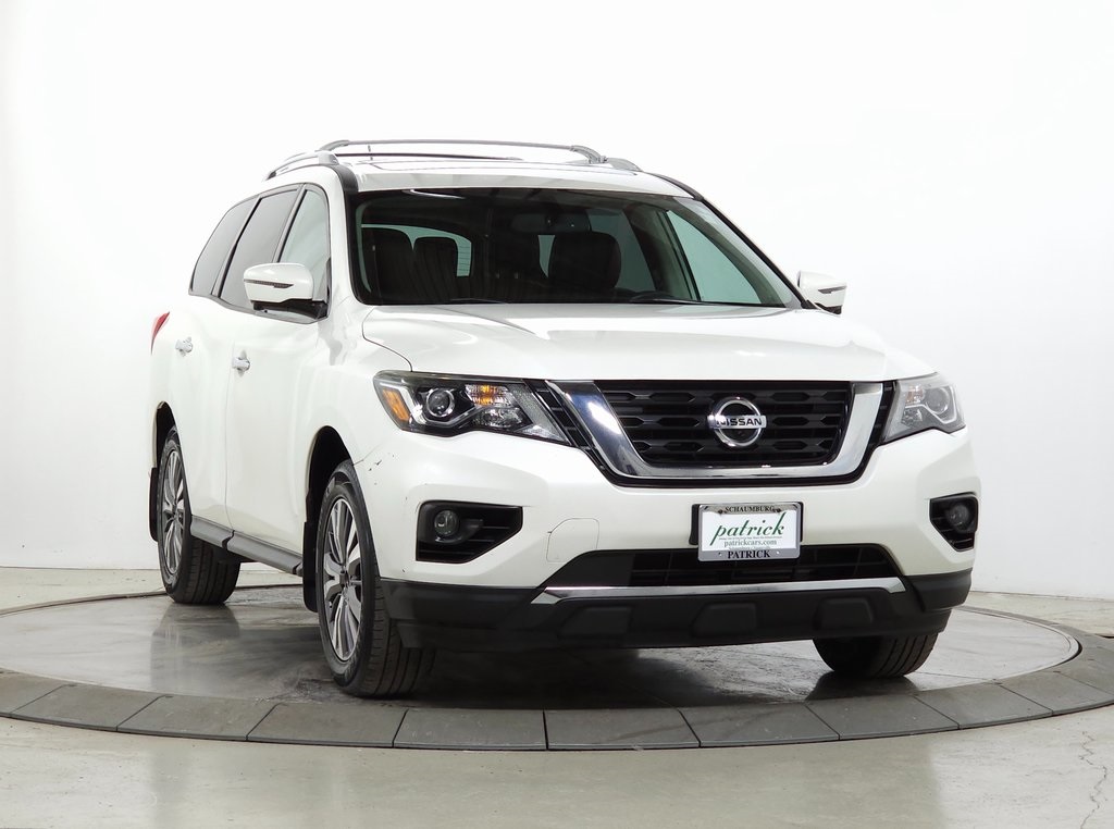 2017 Nissan Pathfinder SL