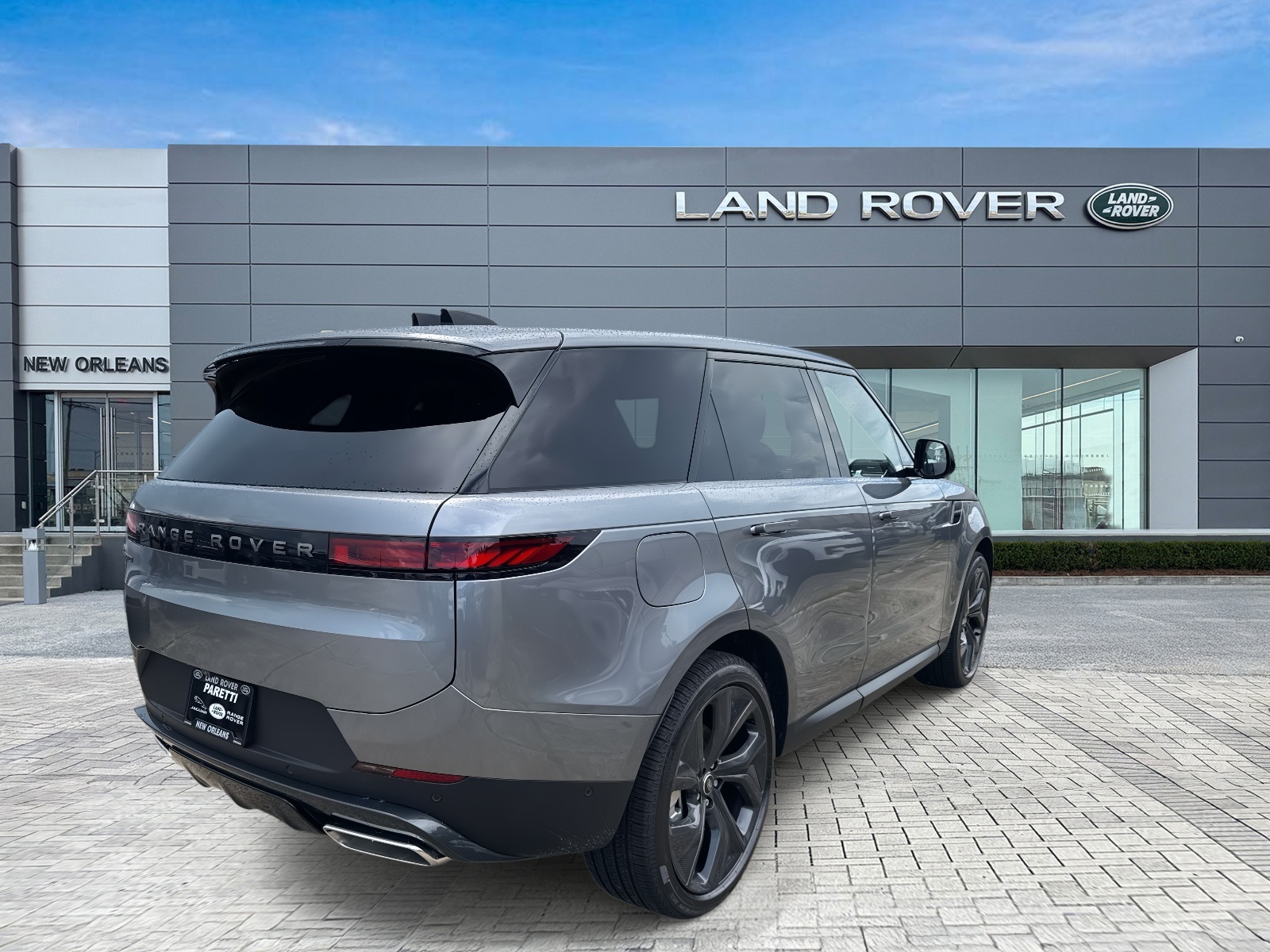 2025 Land Rover Range Rover Sport SE photo 4