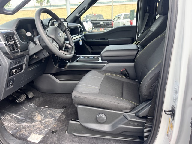 2025 Ford F-150 STX photo 15