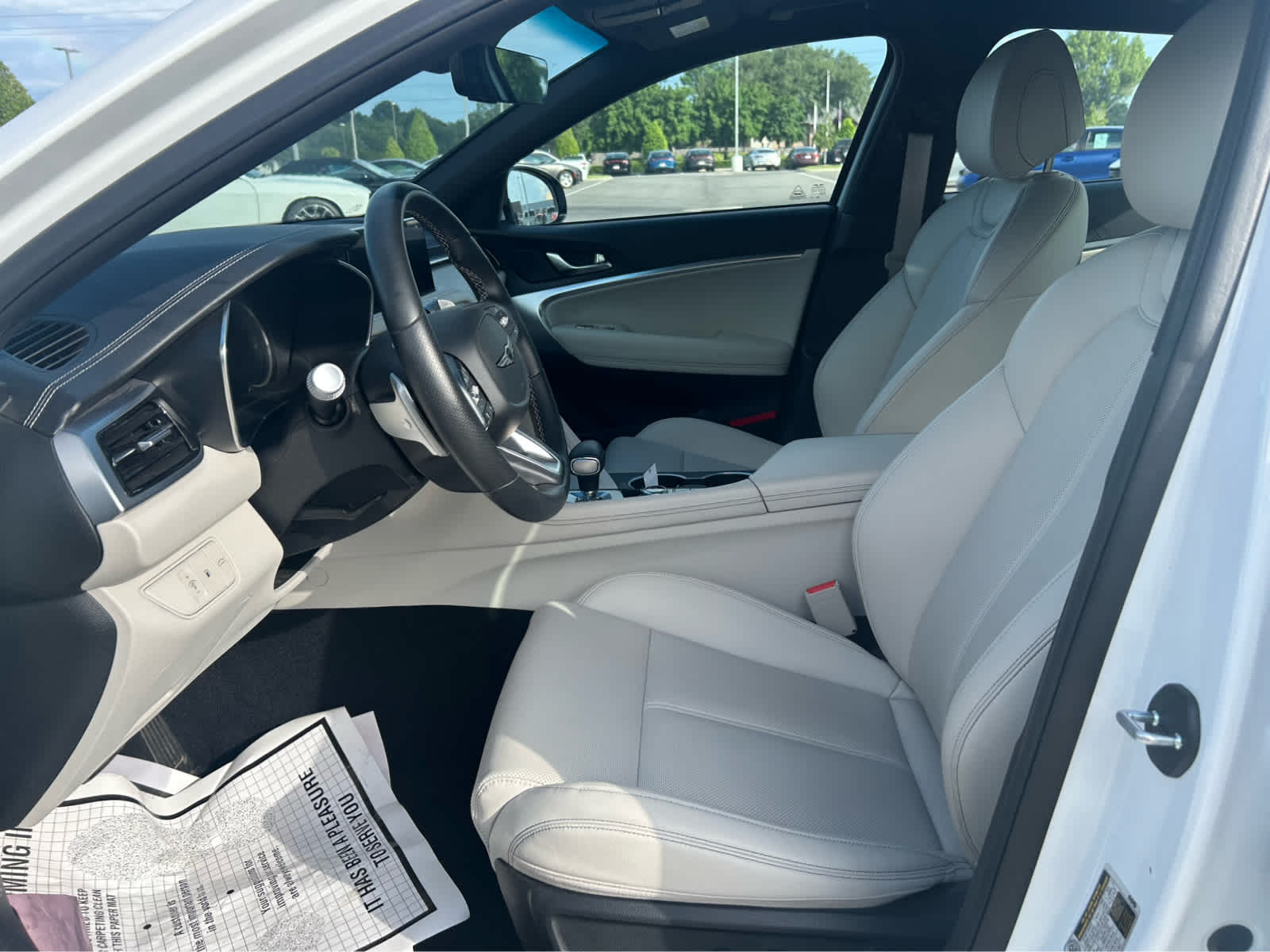2025 Genesis G70 2.5T photo 11